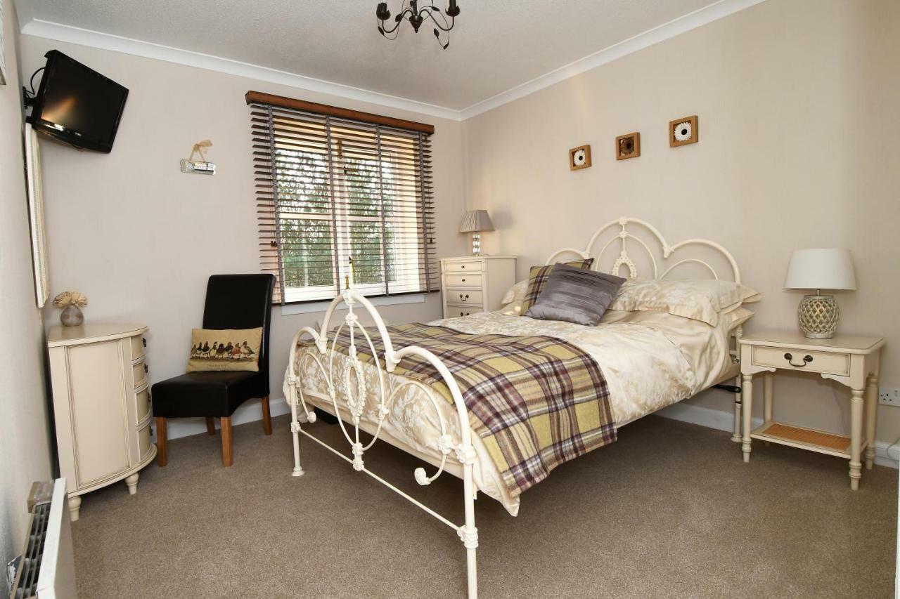 Apt Gleneagles Selfcatering Охтерардър Екстериор снимка